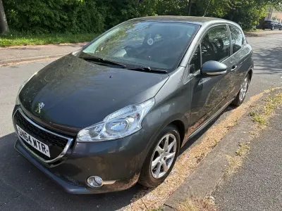 Used Peugeot 208 Active 82 HP (60 kW) 2015 Grey Hatchback