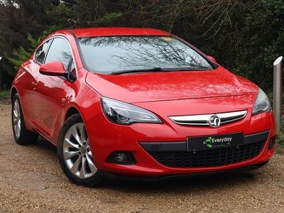 Used Vauxhall Astra GTC SRi 140 HP (102 kW) 2013 Red Hatchback