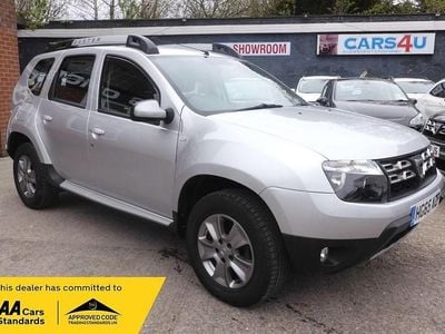 Used Dacia Duster Lauréate 110 HP (80 kW) 2015 Silver SUV