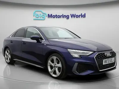 Usado Audi A3 S-Line 110 HP (80 kW) 2022 Azul Sedan
