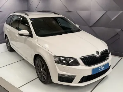 Used Skoda Octavia vRS 184 HP (135 kW) 2015 White Estate