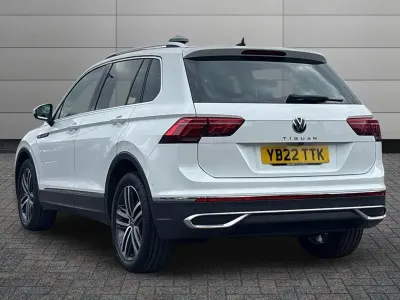 Second-hand VW Tiguan Elegance 150 CP (110 kW) 2022 Alb SUV