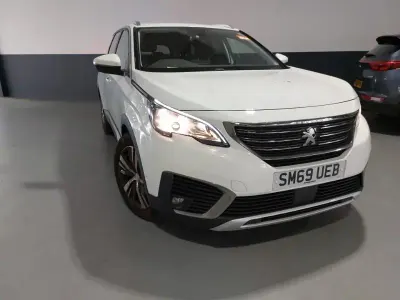 Used Peugeot 5008 Allure 131 HP (96 kW) 2020 White SUV