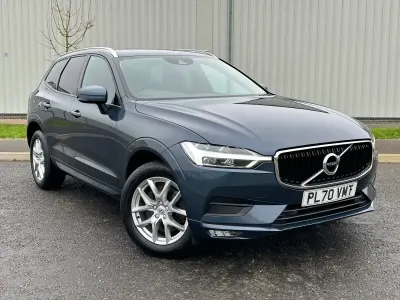 Used Volvo XC60 Momentum 247 HP (181 kW) 2020 Blue SUV