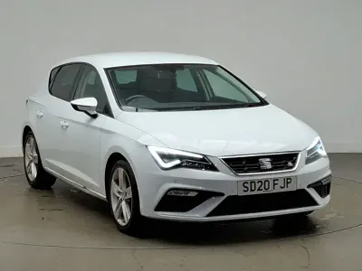 Begagnad Seat Leon FR 150 HK (110 kW) 2020 Vit Halvkombi