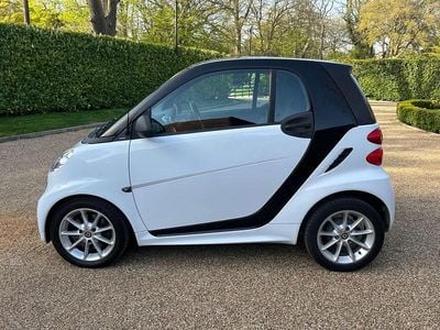 Used Smart ForTwo Coupé Passion 2014 White Coupe