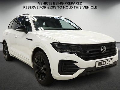 Used VW Touareg Black Edition 286 HP (210 kW) 2022 Pure white SUV