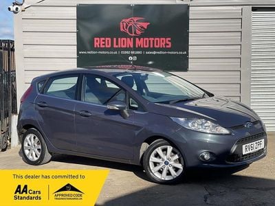 Used Ford Fiesta Zetec 94 HP (69 kW) 2011 Grey Hatchback