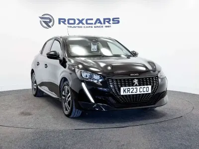 Used Peugeot 208 Allure+ 100 HP (73 kW) 2023 Black Hatchback