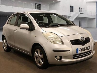 Silver Used 2006 Toyota Yaris Hatchback | £2,995 (Good price)