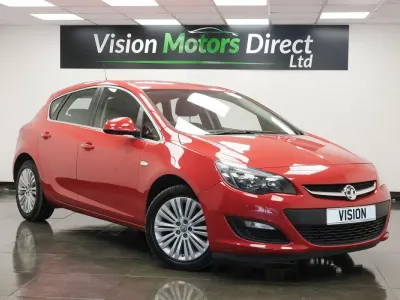 Used Vauxhall Astra Excite 2015 Red Hatchback