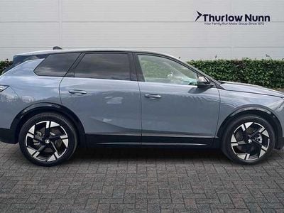 Used Vauxhall Grandland Ultimate 156 kW (213 HP) 2025 Graphic grey SUV