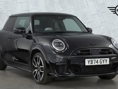 Used Mini Cooper Hatch 154 HP (113 kW) 2024 Black Hatchback