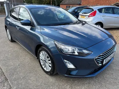 Used Ford Focus Titanium 85 HP (62 kW) 2021 Blue Hatchback