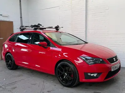 Usado Seat Leon FR 150 HP (110 kW) 2015 Vermelho Carrinha