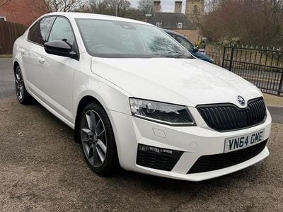 Begagnad Skoda Octavia vRS 2014 Vit Halvkombi