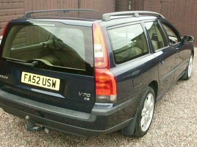 used Volvo V70 2.4