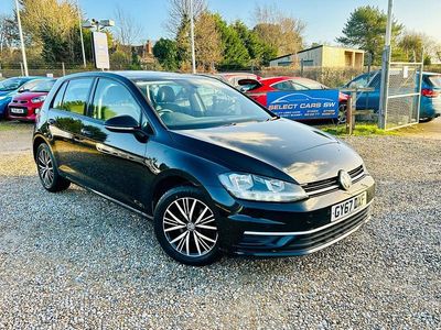 Black Used 2017 VW Golf VII SE Hatchback | £7,995 (Fair price)