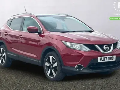 Używany Nissan Qashqai N-Connecta 110 KM (80 kW) 2017 Czerwony SUV