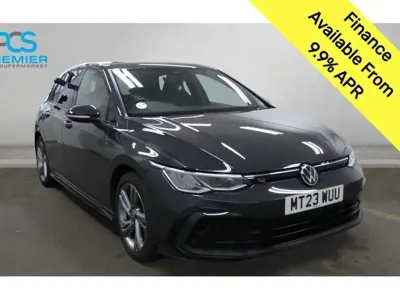 Second-hand VW Golf VIII R-line 150 CP (110 kW) 2023 Hatchback