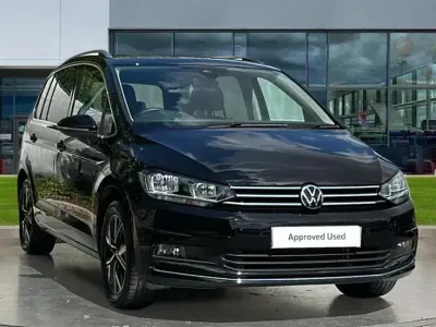 Used VW Touran SEL 150 HP (110 kW) 2025 Black MPV