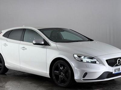 Used Volvo V40 R-Design 152 HP (111 kW) 2018 White Hatchback