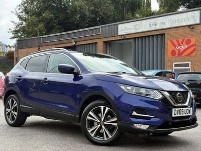 Blue Used 2019 Nissan Qashqai N-Connecta SUV | £8,795 (Fair price)