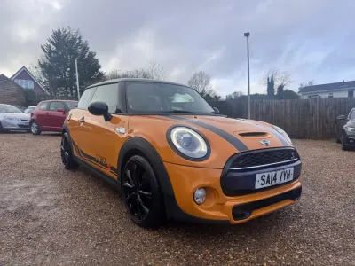 Begagnad Mini Cooper S Hatch 2014 Orange Halvkombi
