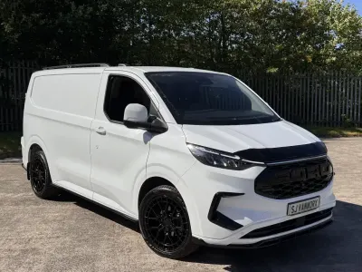 Used Ford Transit Custom Limited 136 HP (100 kW) 2024 White Van