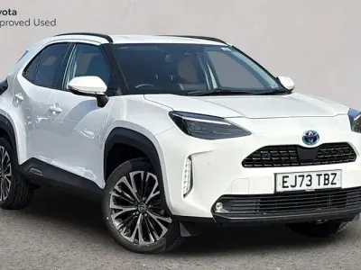 Used Toyota Yaris Cross 116 HP (85 kW) 2024 White SUV