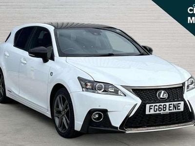 Lexus CT200h