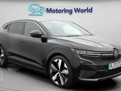 Gebraucht Renault Megane E-Tech Techno 160 kW (218 PS) 2022 Schwarz Kleinwagen