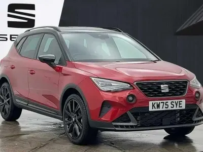 New Seat Arona Black Edition 113 HP (83 kW) 2025 Red SUV