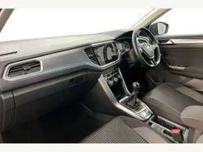 Used VW T-Roc Active 110 HP (80 kW) 2022 Grey SUV