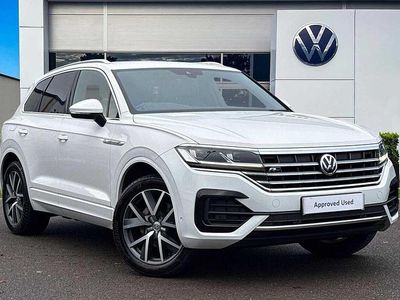 White Used 2018 VW Touareg R-line SUV | £28,222 (A bit pricey)