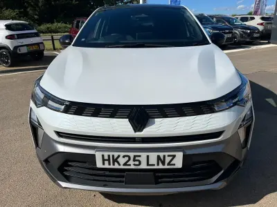 Used Renault Symbioz Iconic Esprit Alpine 2025 White SUV