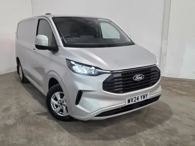 Używany Ford Transit Custom Limited 136 KM (100 kW) 2024 Srebrny Van