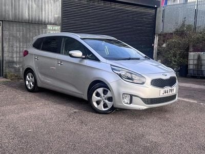 Used Kia Carens 134 HP (98 kW) 2014 Silver MPV