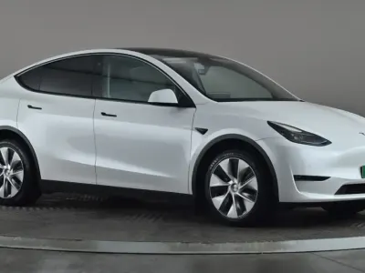 Usado Tesla Model Y Long Range AWD 378 kW (514 CV) 2022 Blanco SUV