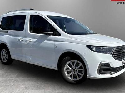 Used Ford Tourneo Titanium 114 HP (83 kW) 2024 Estate