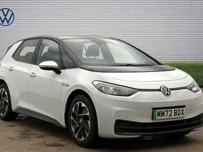 Used VW ID.3 Pro Performance 150 kW (204 HP) 2023 White Hatchback