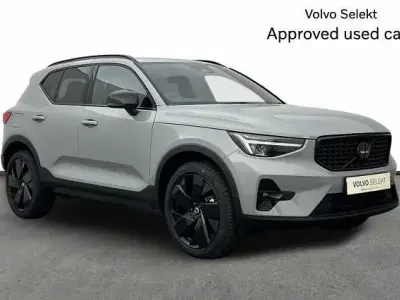 New Volvo XC40 Plus 161 HP (118 kW) 2026 Grey SUV