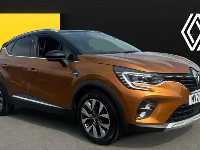 Used Renault Captur Version S 130 HP (95 kW) 2021 Orange/black SUV