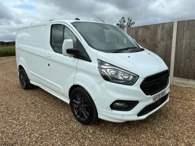 Used Ford Transit Custom Sport 185 HP (136 kW) 2020 White Van