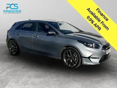 Begagnad Kia Ceed 158 HK (116 kW) 2022 Silver Halvkombi