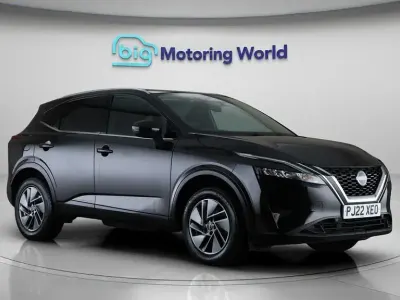 Used Nissan Qashqai Acenta Premium 140 HP (102 kW) 2022 Black SUV
