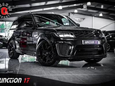Używany Land Rover Range Rover Sport SVR 575 KM (422 kW) 2020 Czarny SUV