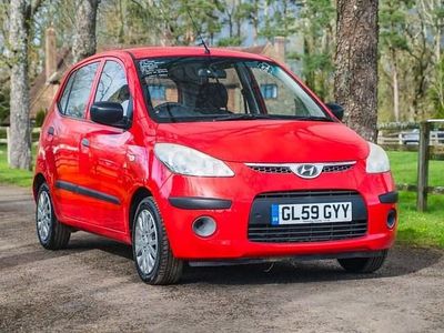 Used Hyundai i10 Classic 77 HP (56 kW) 2010 Red Hatchback