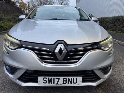 Used Renault Mégane IV Dynamique 130 HP (95 kW) 2017 Silver Hatchback