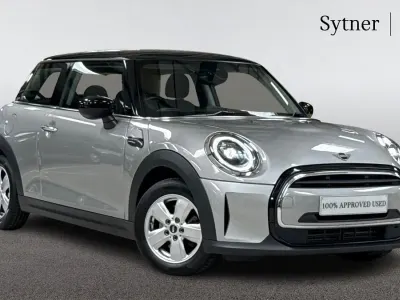 Used Mini Cooper Classic 134 HP (98 kW) 2023 Silver Hatchback